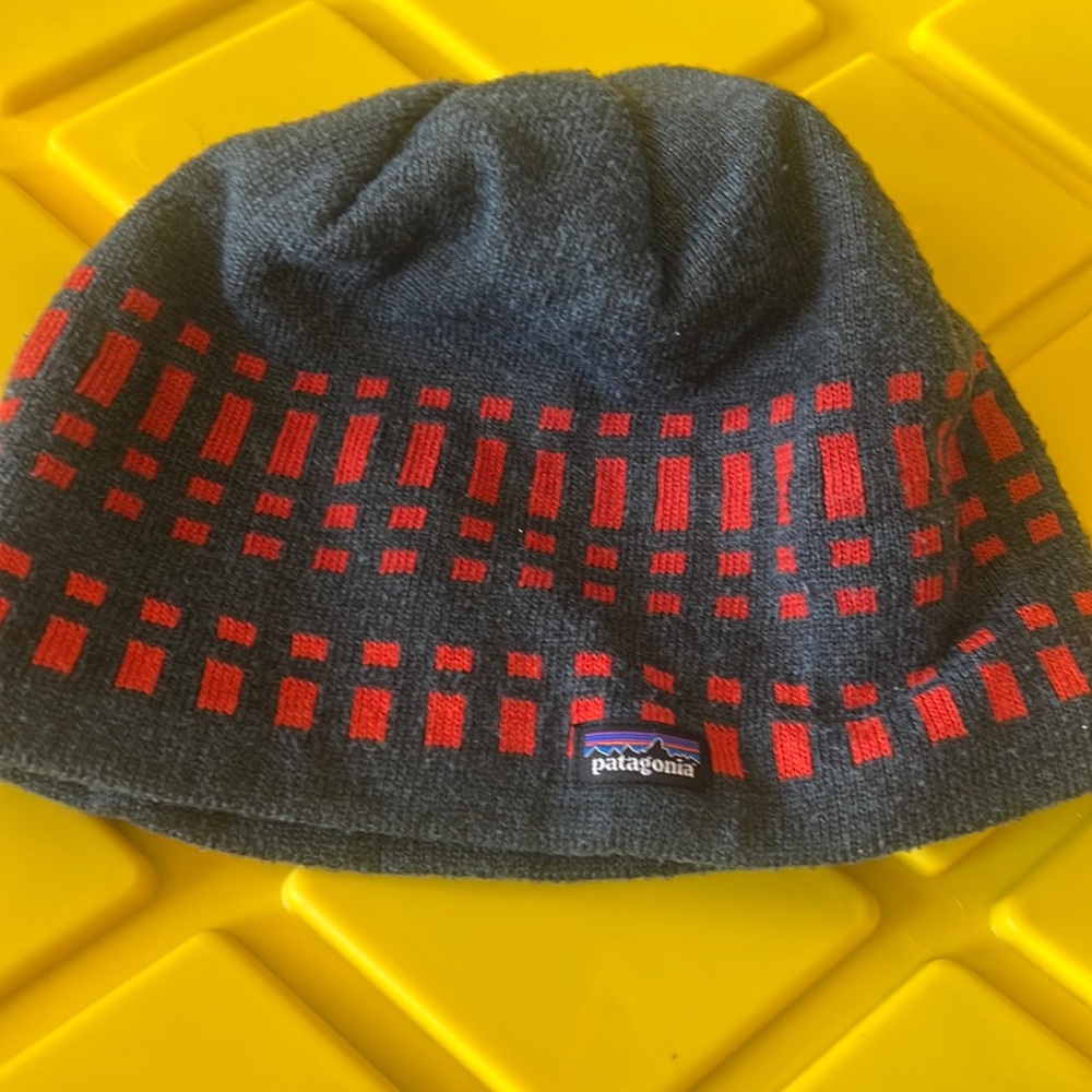 Kids winter hat boys size L